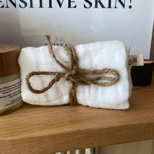 Load image into Gallery viewer, Rizbeau Itch Relief Oat Body Butter