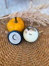 Load image into Gallery viewer, Wiled &Divine soy wax candles