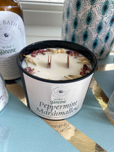 Load image into Gallery viewer, Wiled and Divine double wick candles
