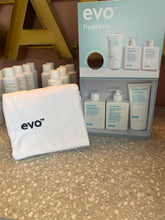 Load image into Gallery viewer, Evo hydrate mother day pack
