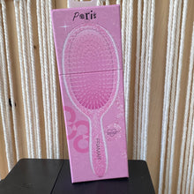 Load image into Gallery viewer, Framar detangle paddle brush

