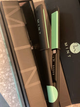 Load image into Gallery viewer, Mint flat iron
