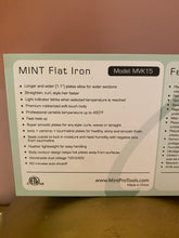 Load image into Gallery viewer, Mint flat iron
